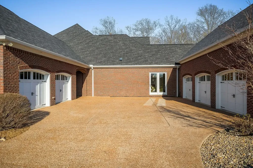 165 Southern Woods Court Cookeville TN 38506