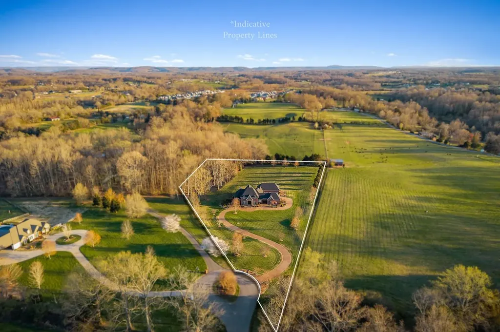 165 Southern Woods Court Cookeville TN 38506