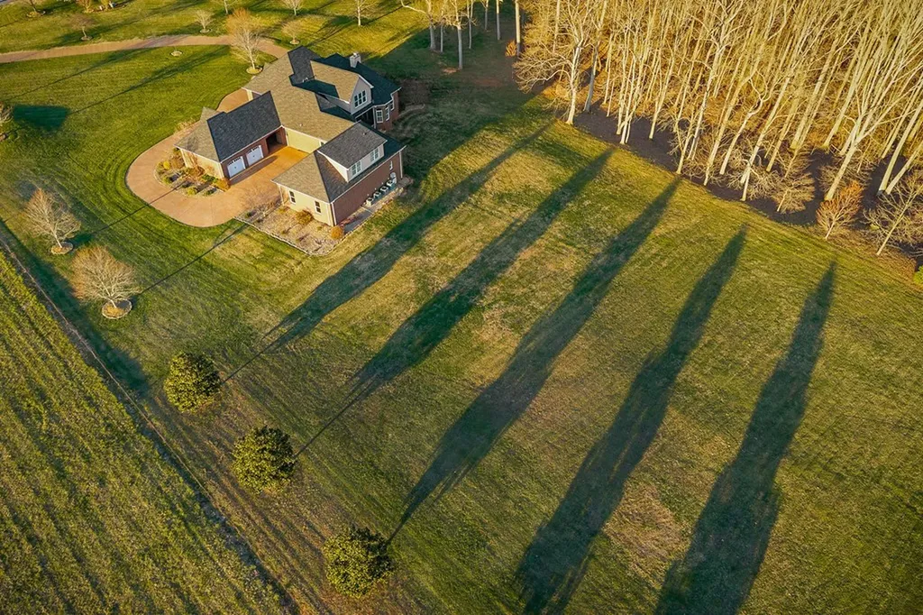 165 Southern Woods Court Cookeville TN 38506