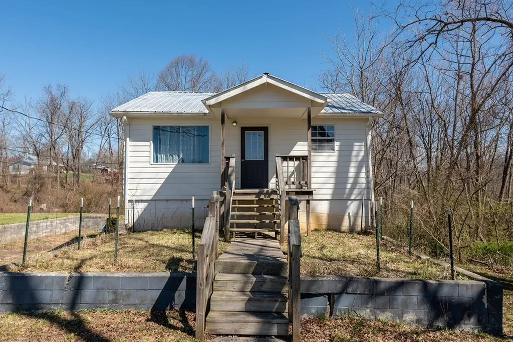 314 Wheeler Avenue Jamestown TN 38556