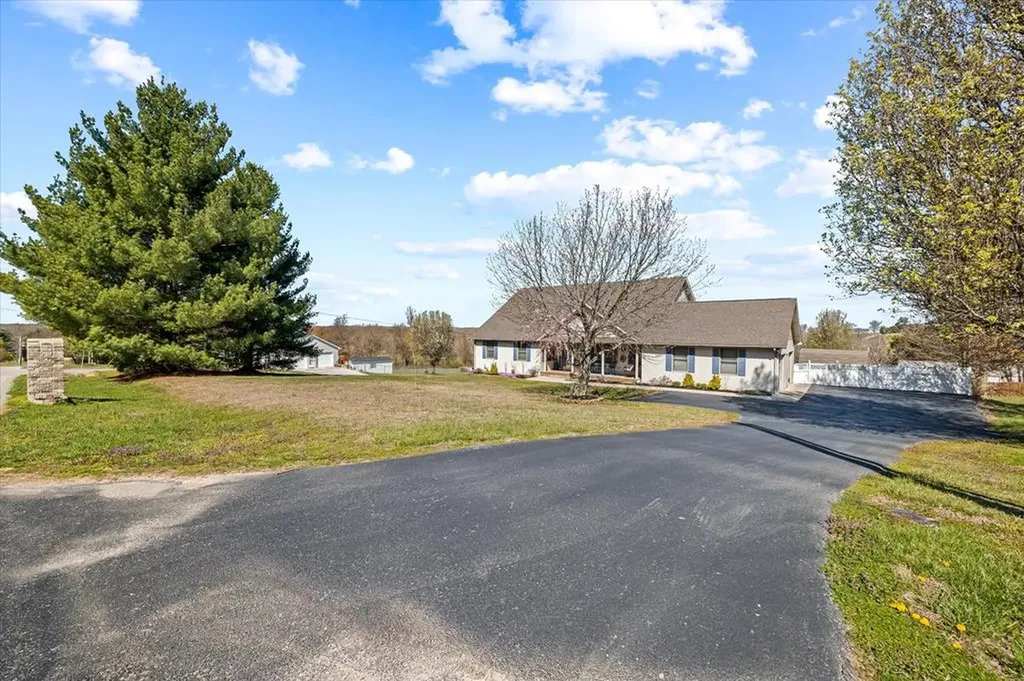 3400 Officers Chapel Road Cookeville TN 38506