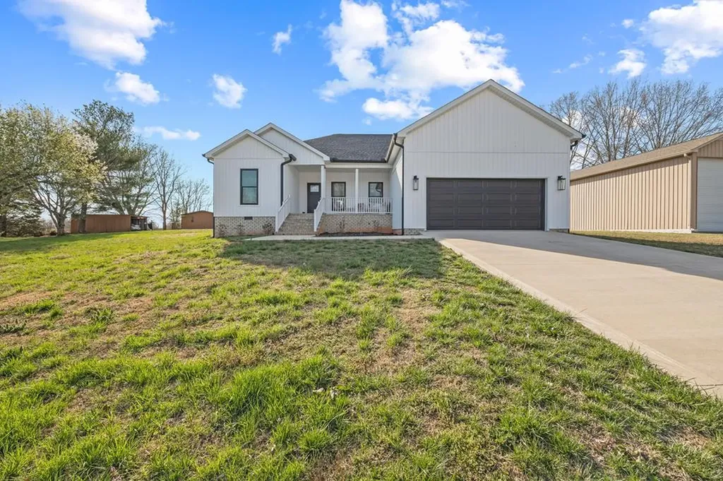 1422 Biltmore Circle Cookeville TN 38501