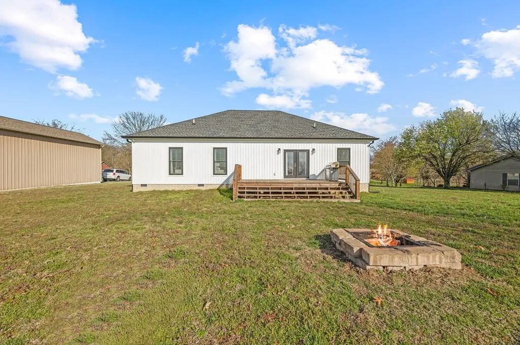 1422 Biltmore Circle Cookeville TN 38501