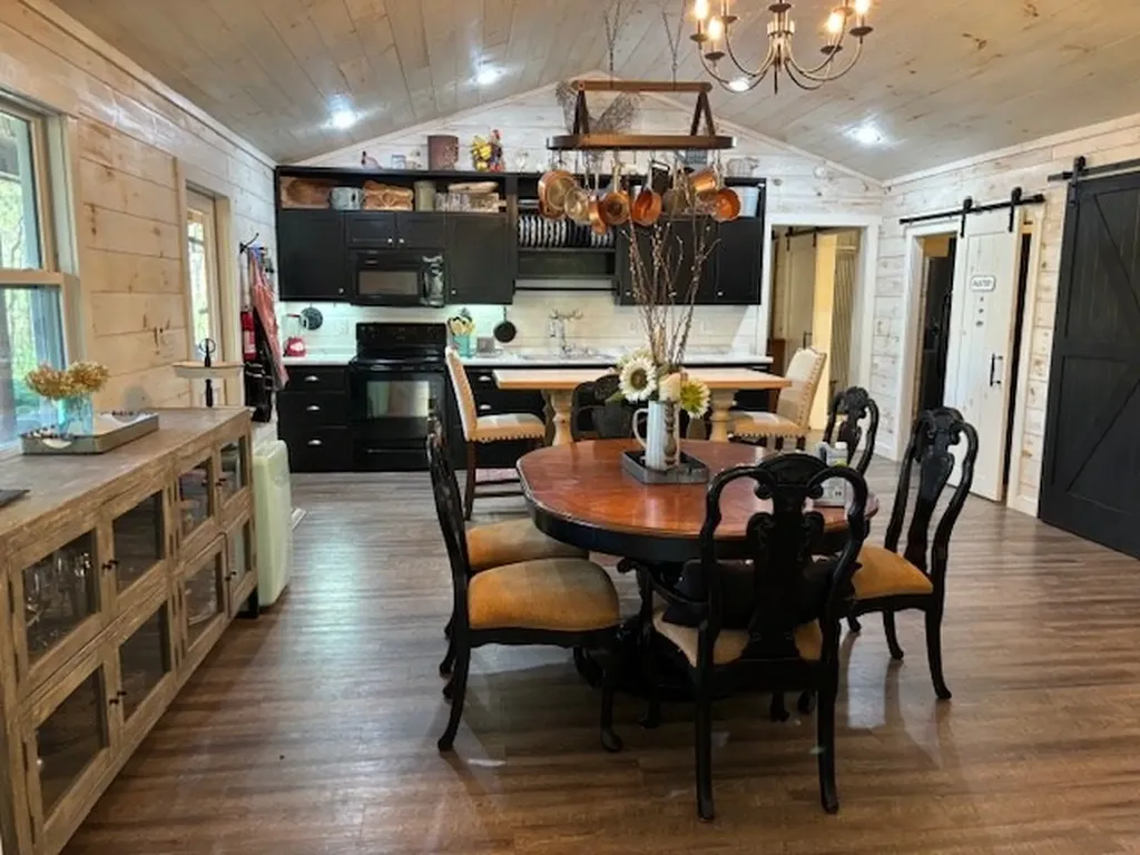 360 Lucky D Farm Road Pikeville TN 37367