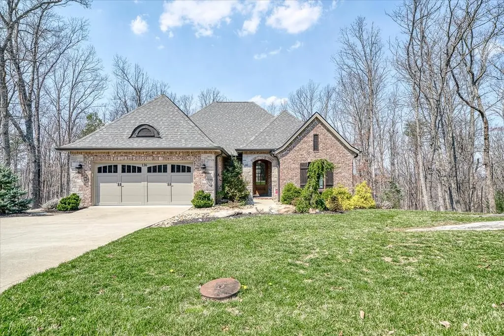 136 Markham Lane Crossville TN 38558