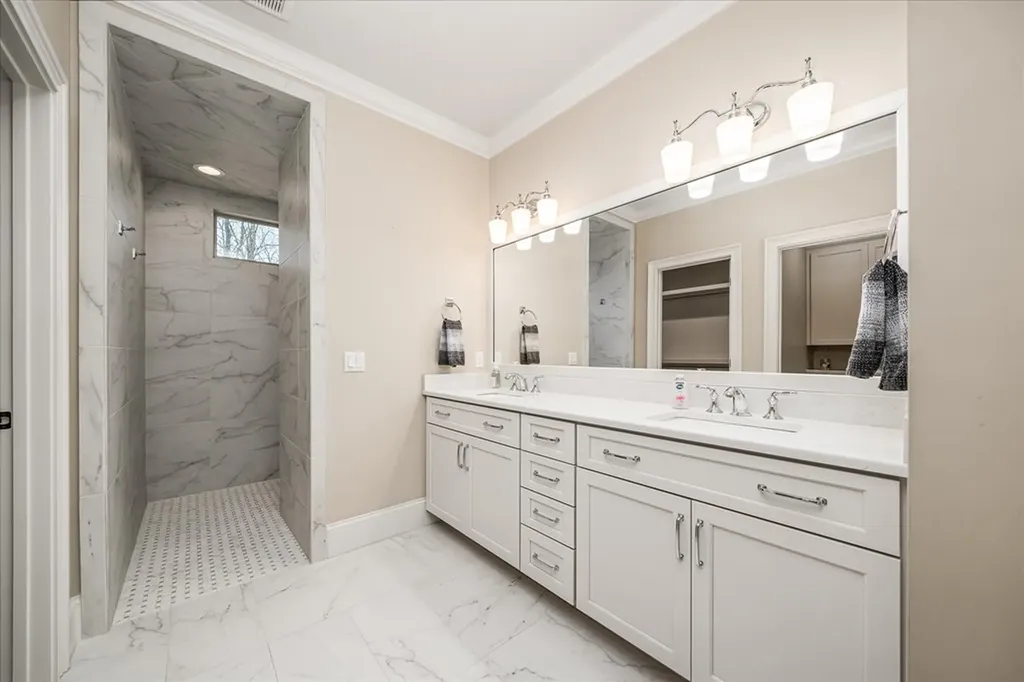 136 Markham Lane Crossville TN 38558