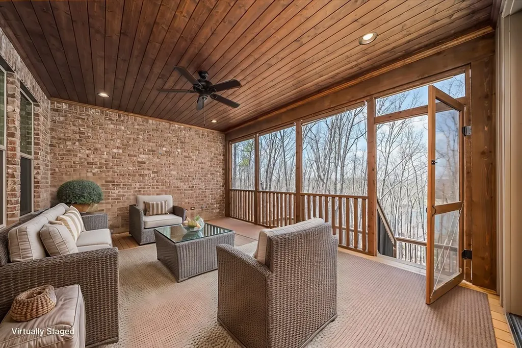 136 Markham Lane Crossville TN 38558