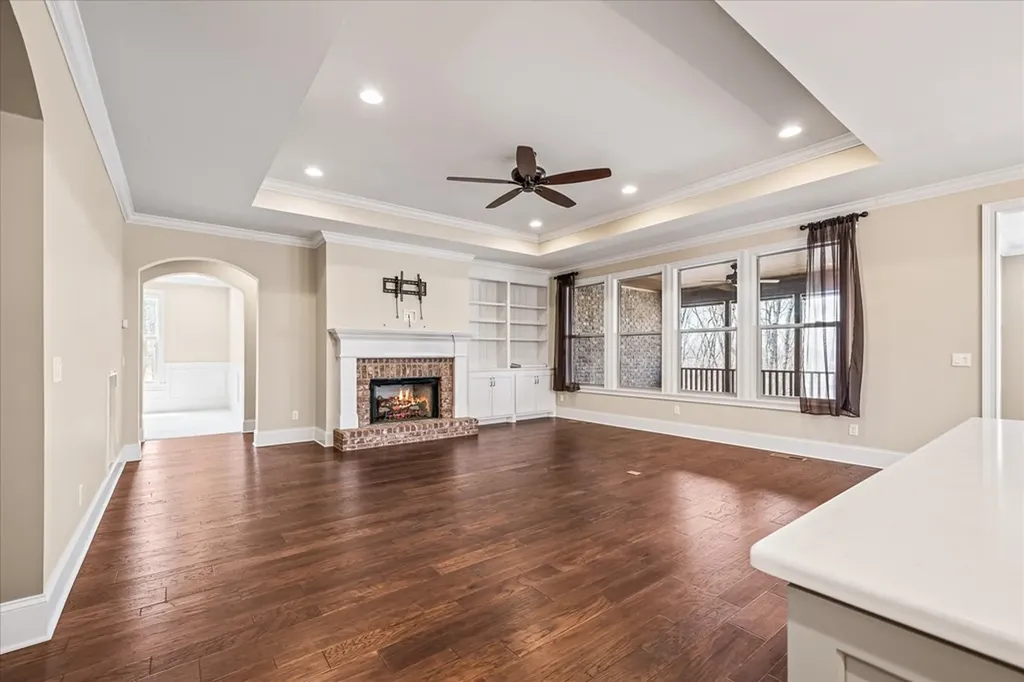 136 Markham Lane Crossville TN 38558