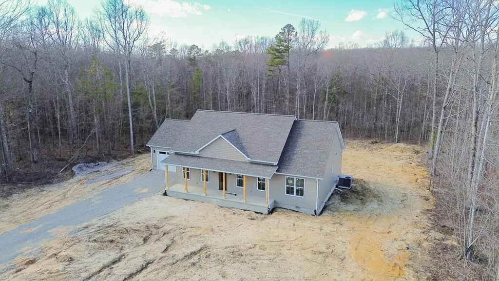 1108 Hargis Road Grimsley TN 38565