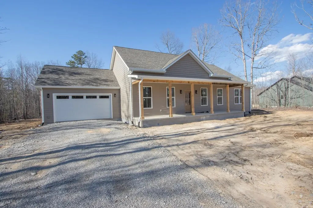 1108 Hargis Road Grimsley TN 38565