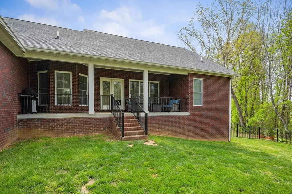 4021 Old Sparta Road Cookeville TN 38506