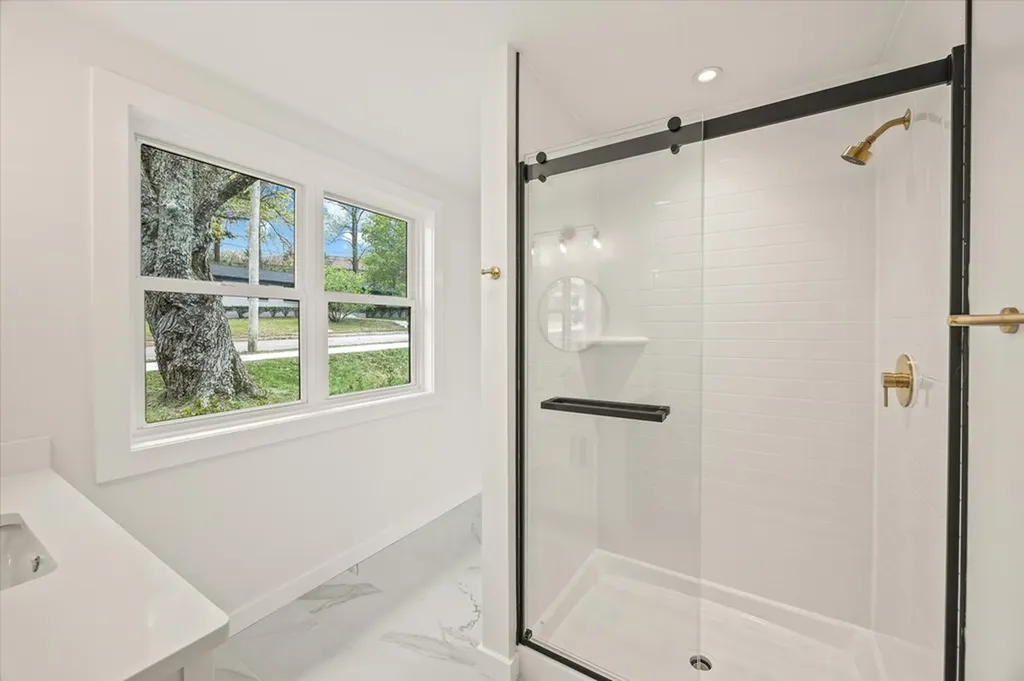 135 Boatman Street Cookeville TN 38501