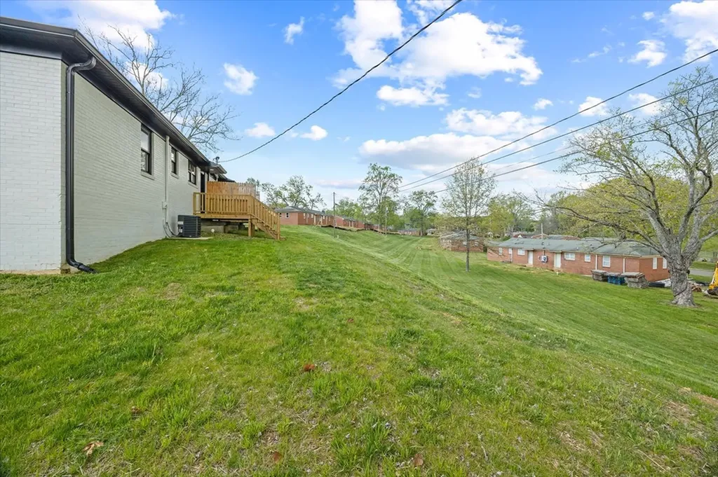 135 Boatman Street Cookeville TN 38501