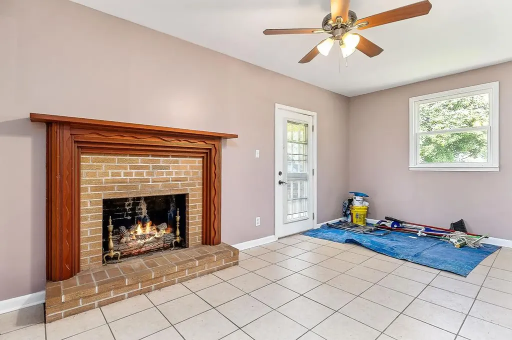 15544 Center Hill Dam Road Silver Point TN 38582