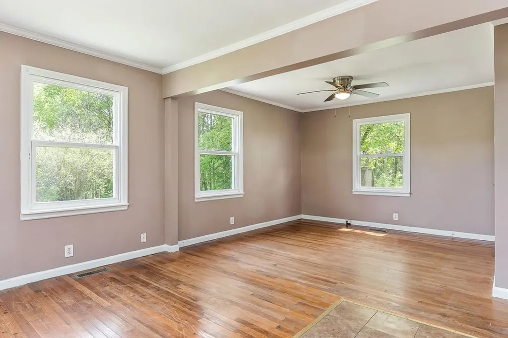 15544 Center Hill Dam Road Silver Point TN 38582