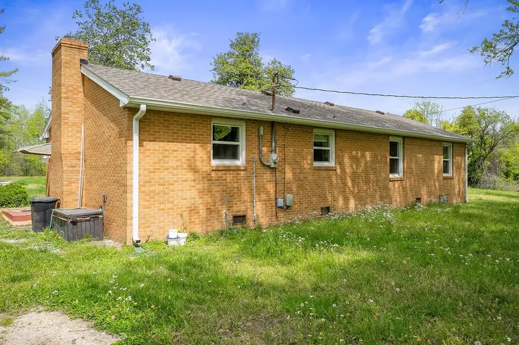 15544 Center Hill Dam Road Silver Point TN 38582