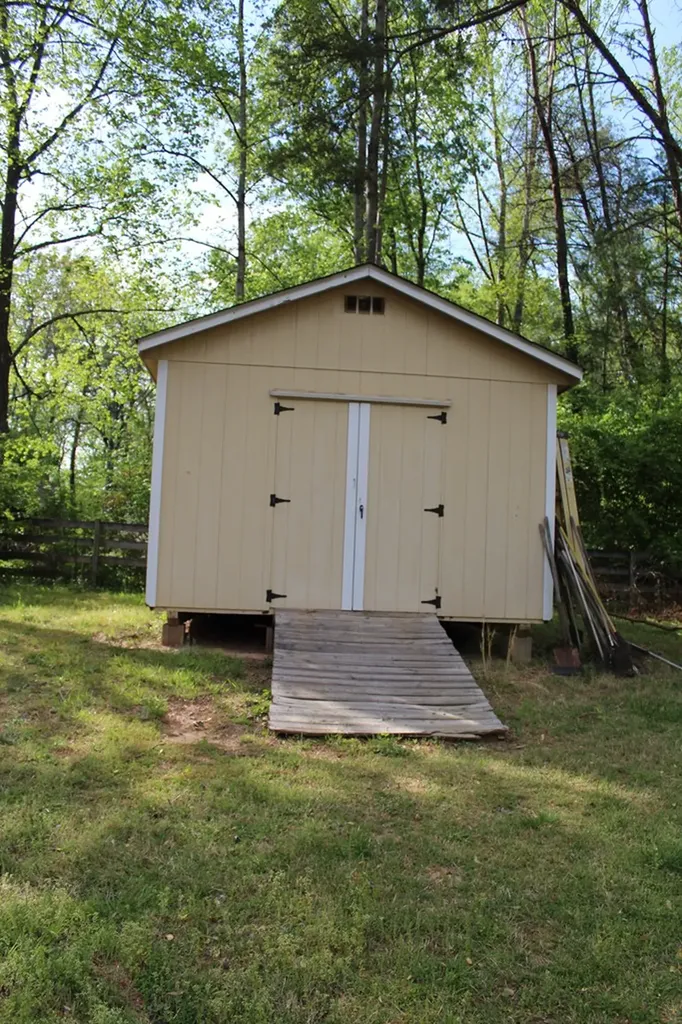 1719 Heathrow Drive Cookeville TN 38506