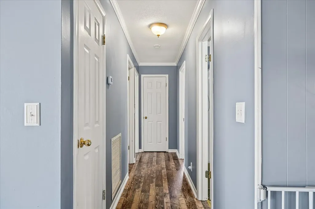 17 Black Oak Circle Crossville TN 38558