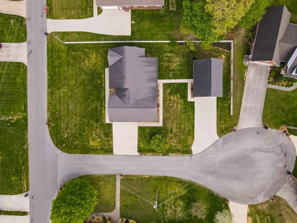 372 Brookside Drive Algood TN 38506