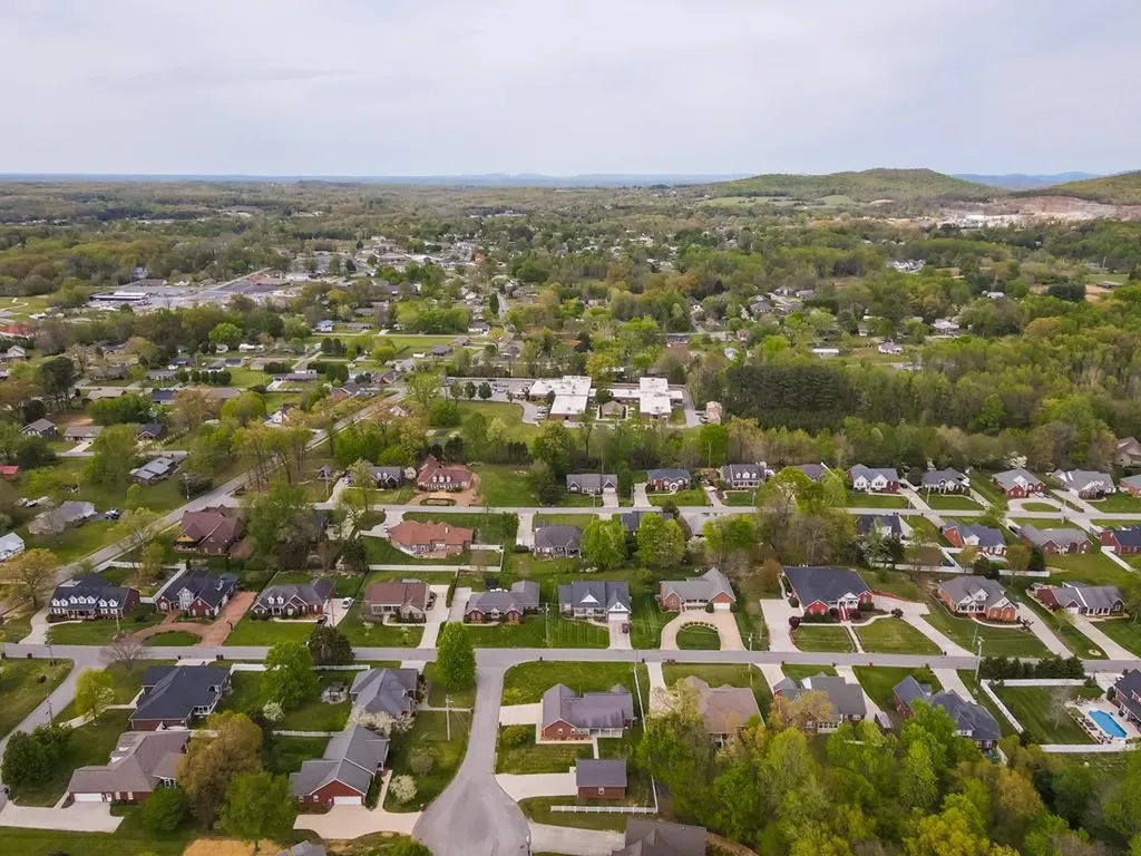 372 Brookside Drive Algood TN 38506