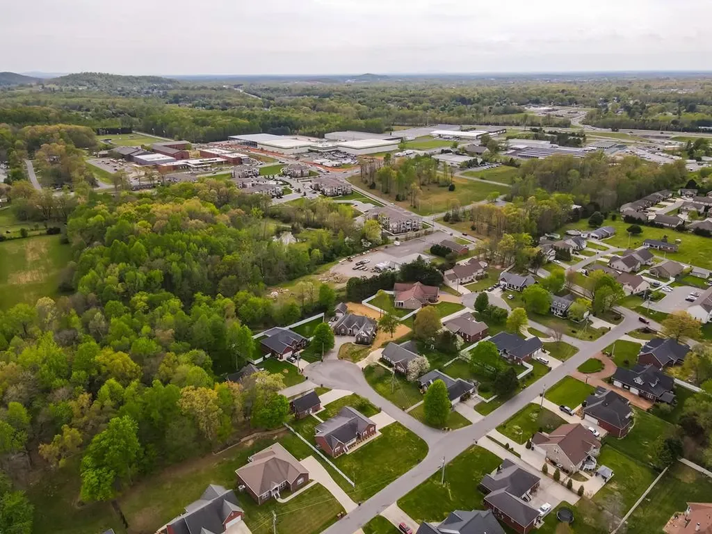 372 Brookside Drive Algood TN 38506