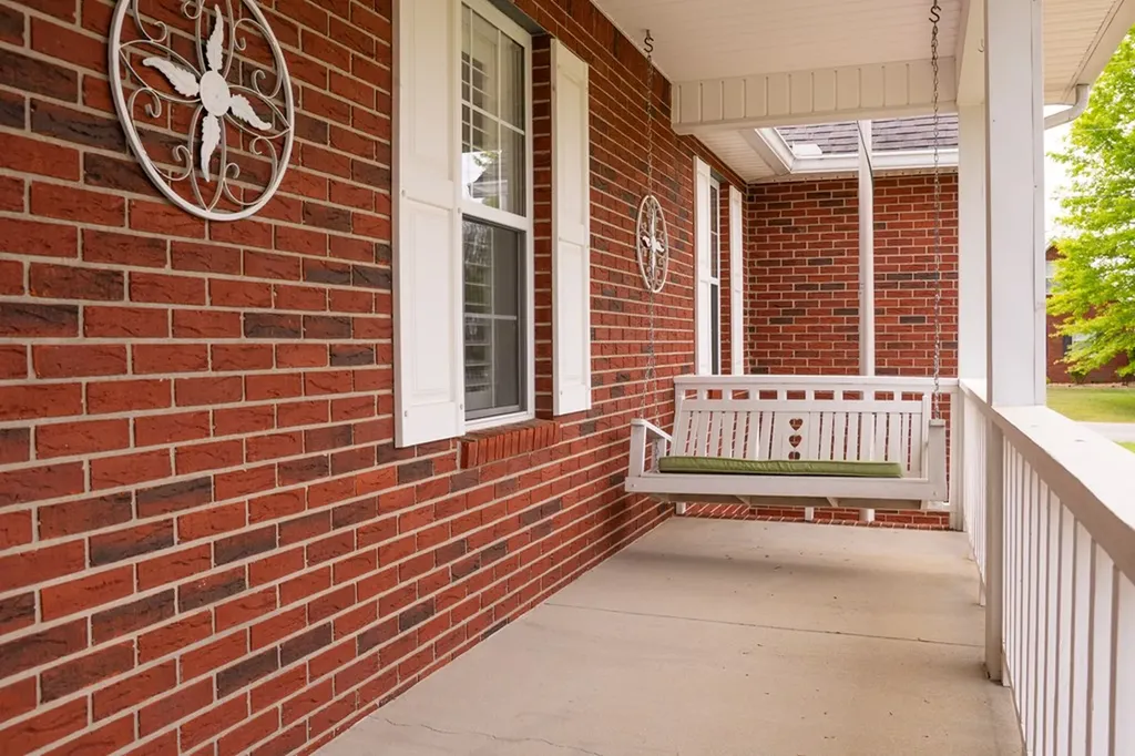 372 Brookside Drive Algood TN 38506