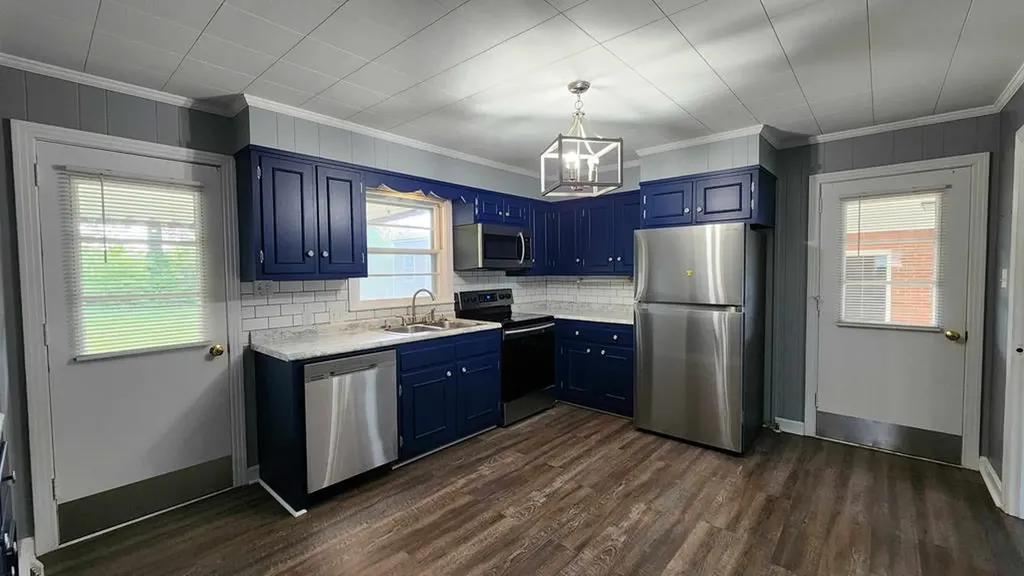 605 N Goodpasture Livingston TN 38570