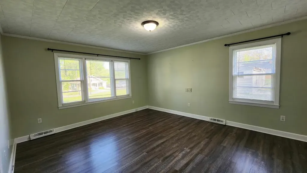 605 N Goodpasture Livingston TN 38570