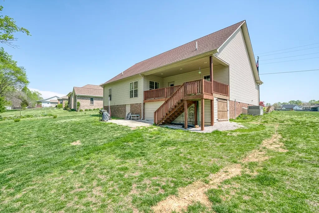 7217 Coleman Circle Baxter TN 38544