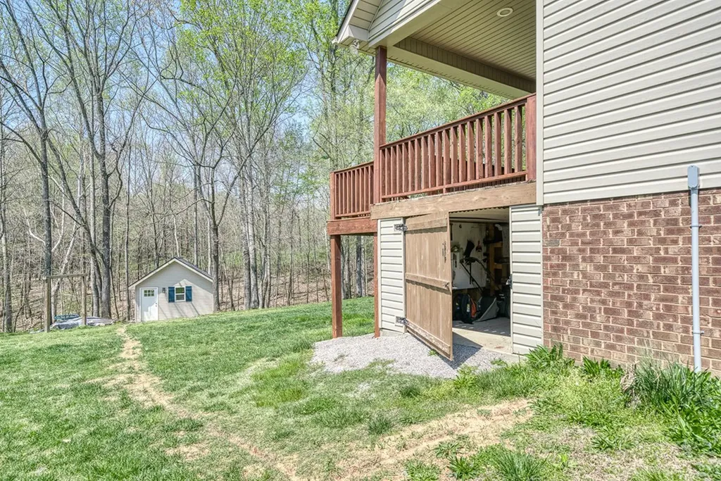 7217 Coleman Circle Baxter TN 38544