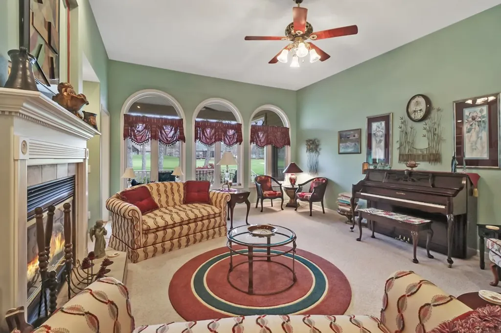 138 Stonewood Drive Crossville TN 38558