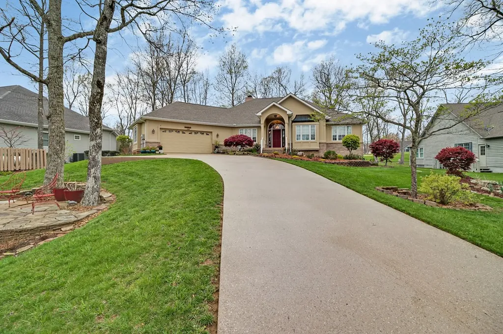 138 Stonewood Drive Crossville TN 38558