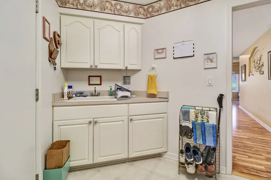 138 Stonewood Drive Crossville TN 38558
