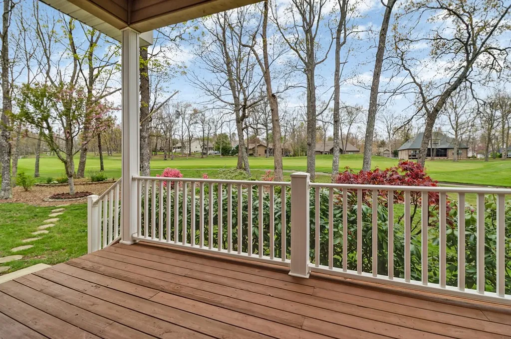 138 Stonewood Drive Crossville TN 38558