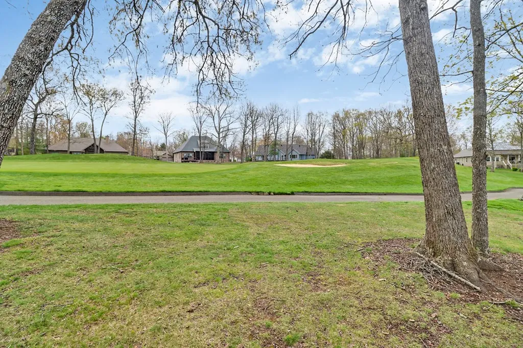 138 Stonewood Drive Crossville TN 38558