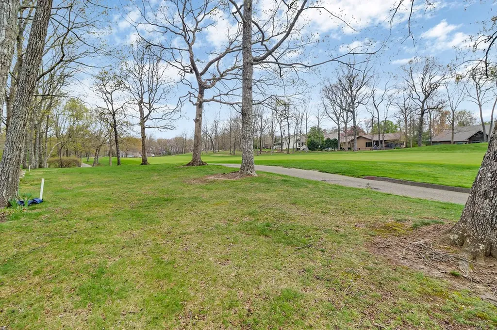 138 Stonewood Drive Crossville TN 38558