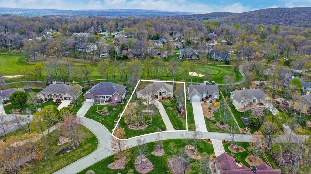138 Stonewood Drive Crossville TN 38558