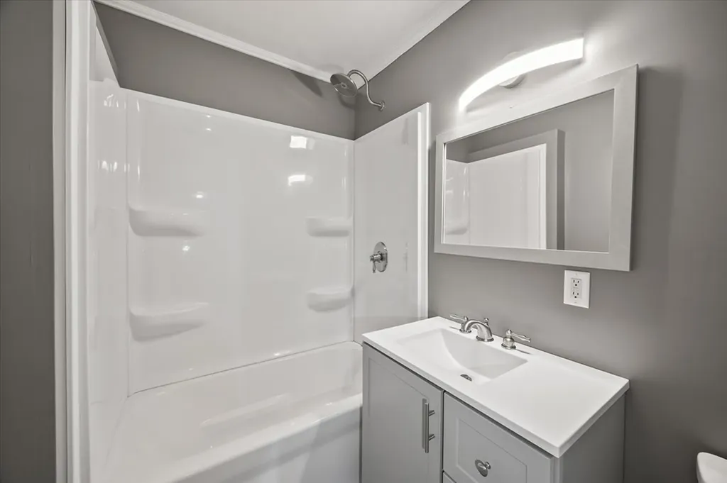 812 College Street Livingston TN 38570