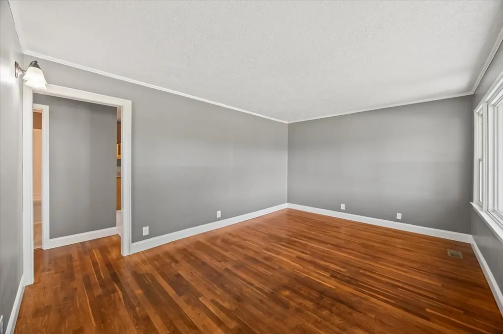 812 College Street Livingston TN 38570