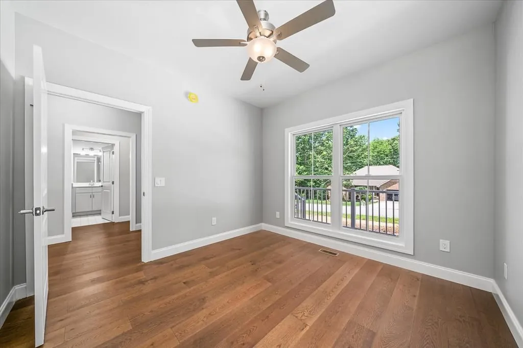 145 Lakeside Drive Crossville TN 38558