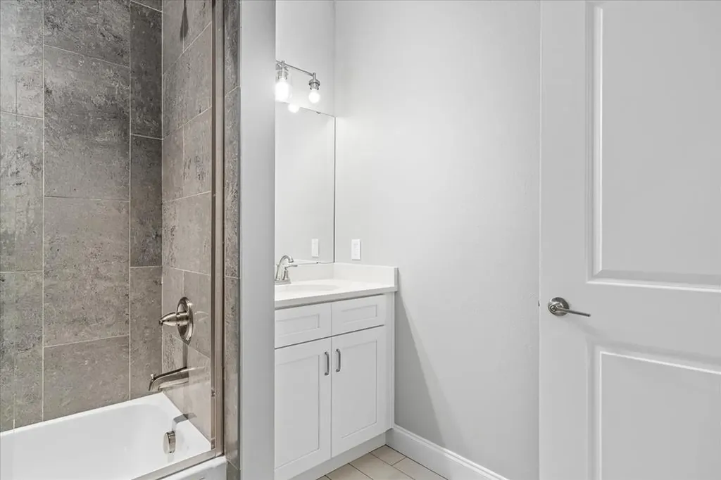 145 Lakeside Drive Crossville TN 38558