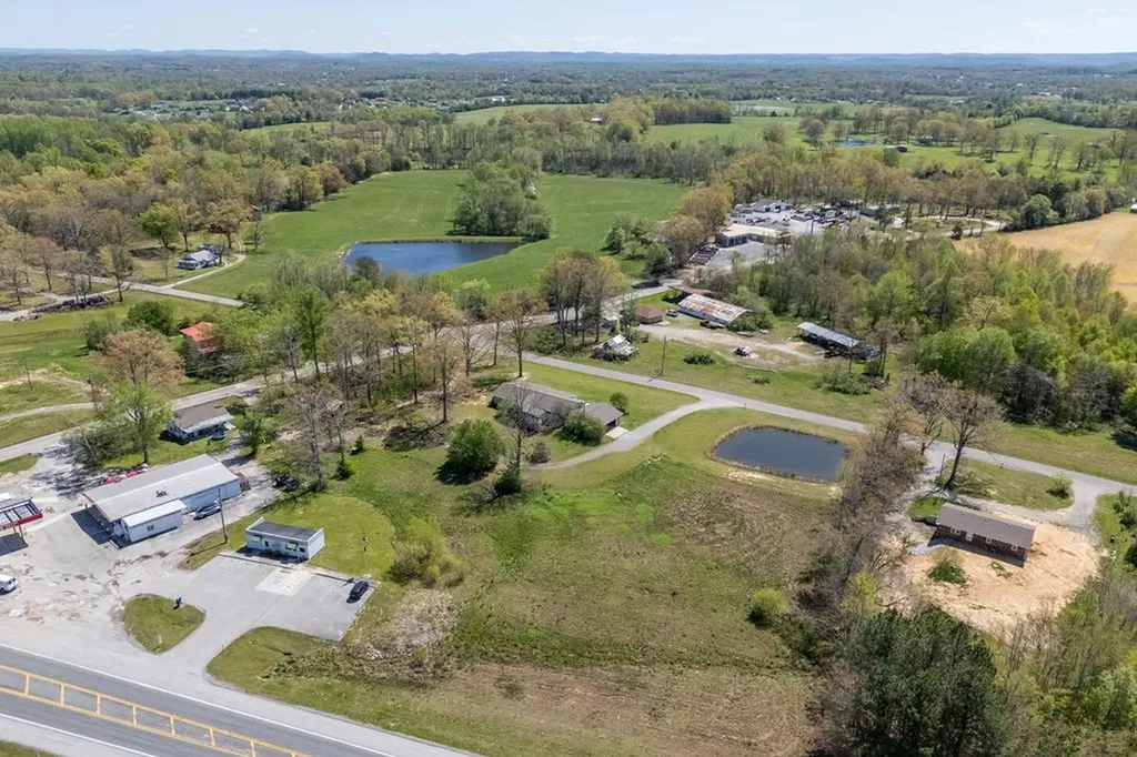 1680 Old Gainesboro Road Baxter TN 38544