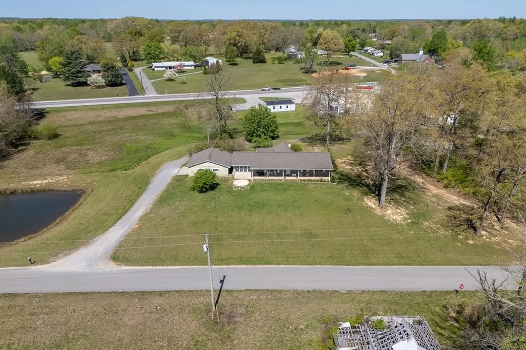 1680 Old Gainesboro Road Baxter TN 38544