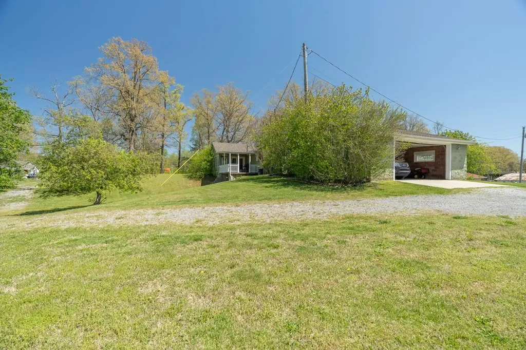 1680 Old Gainesboro Road Baxter TN 38544