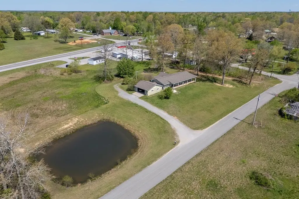 1680 Old Gainesboro Road Baxter TN 38544