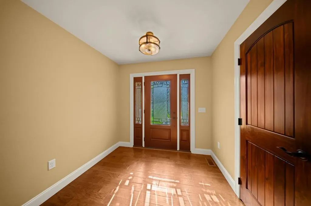 84 Lollar Drive Monterey TN 38574