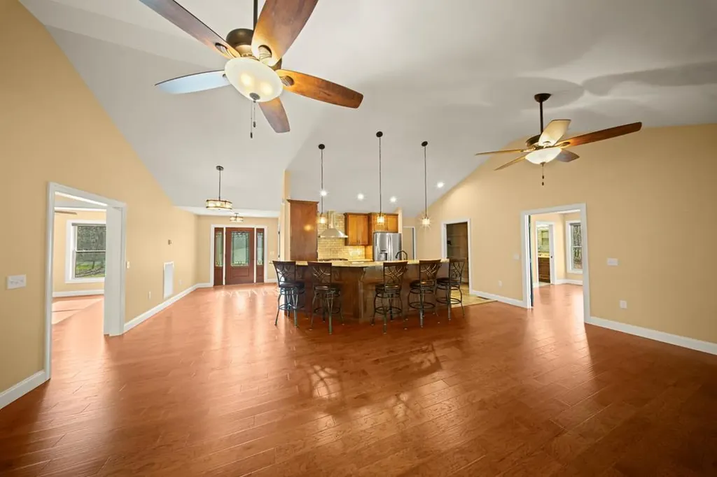 84 Lollar Drive Monterey TN 38574