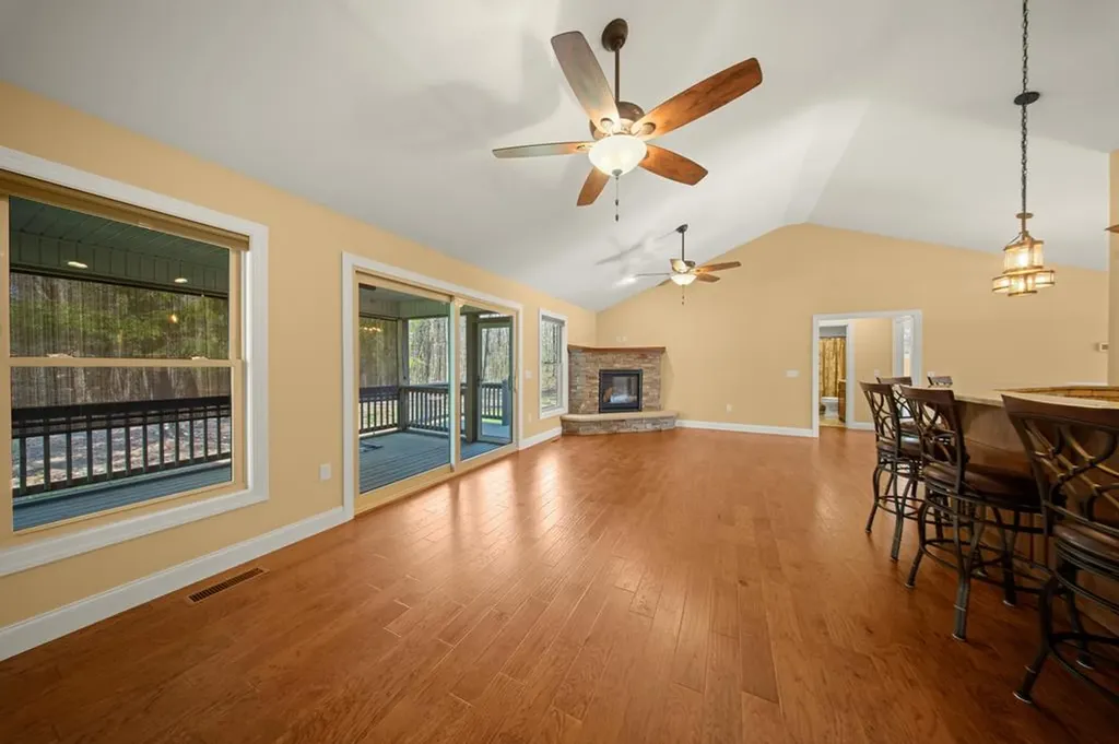 84 Lollar Drive Monterey TN 38574