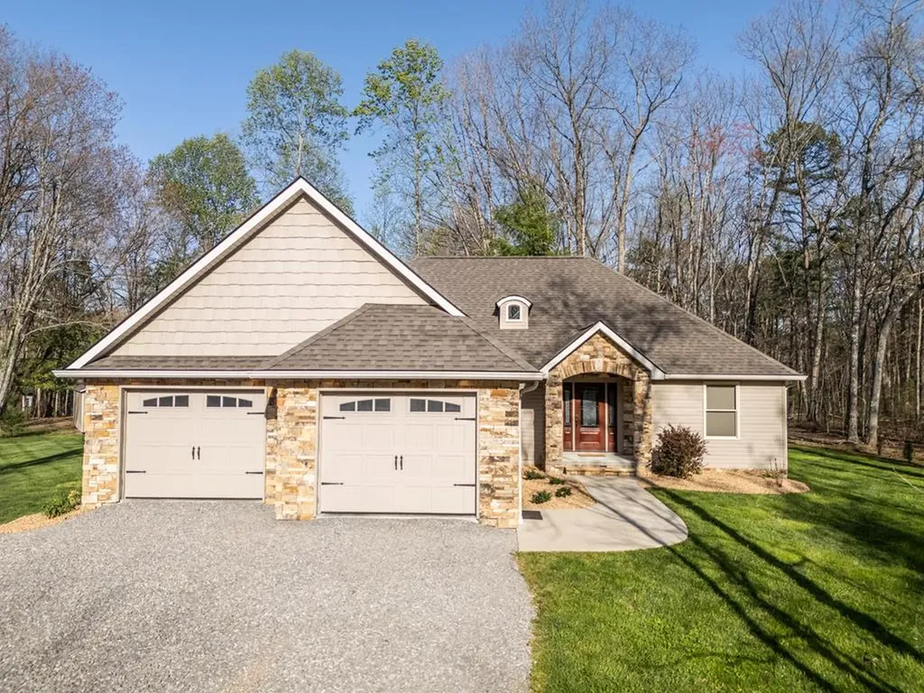 84 Lollar Drive Monterey TN 38574