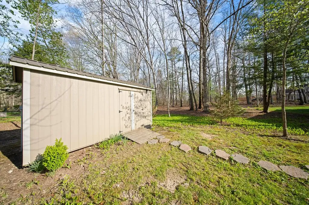 84 Lollar Drive Monterey TN 38574